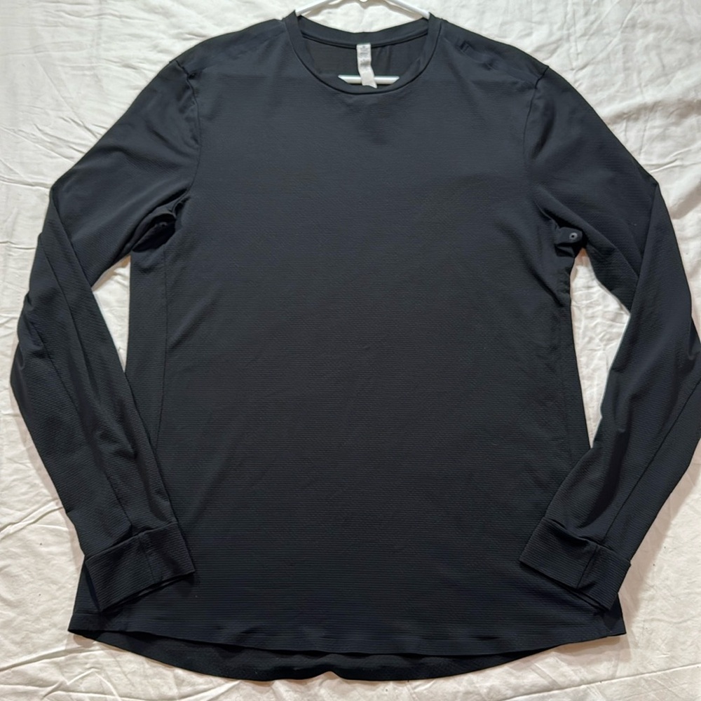 85. Classic Black Long Sleeve Men's Shirt (L)